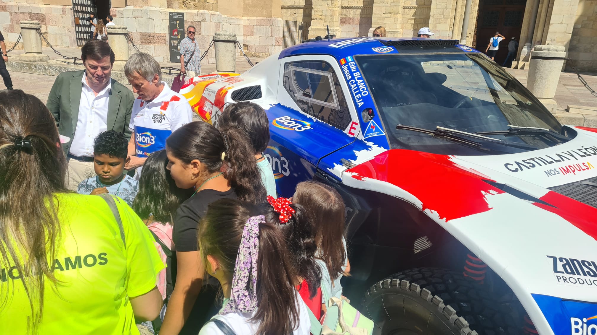 Así es el nuevo coche de Jesús Calleja para el Dakar 2026