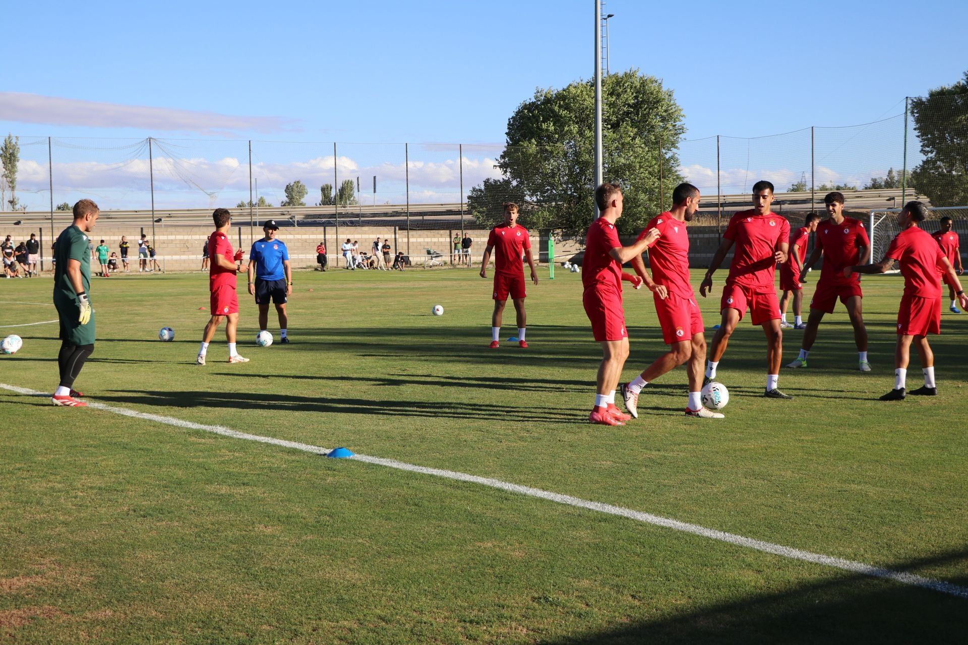 Las imágenes del entrenamiento de la Cultural y Deportiva Leonesa