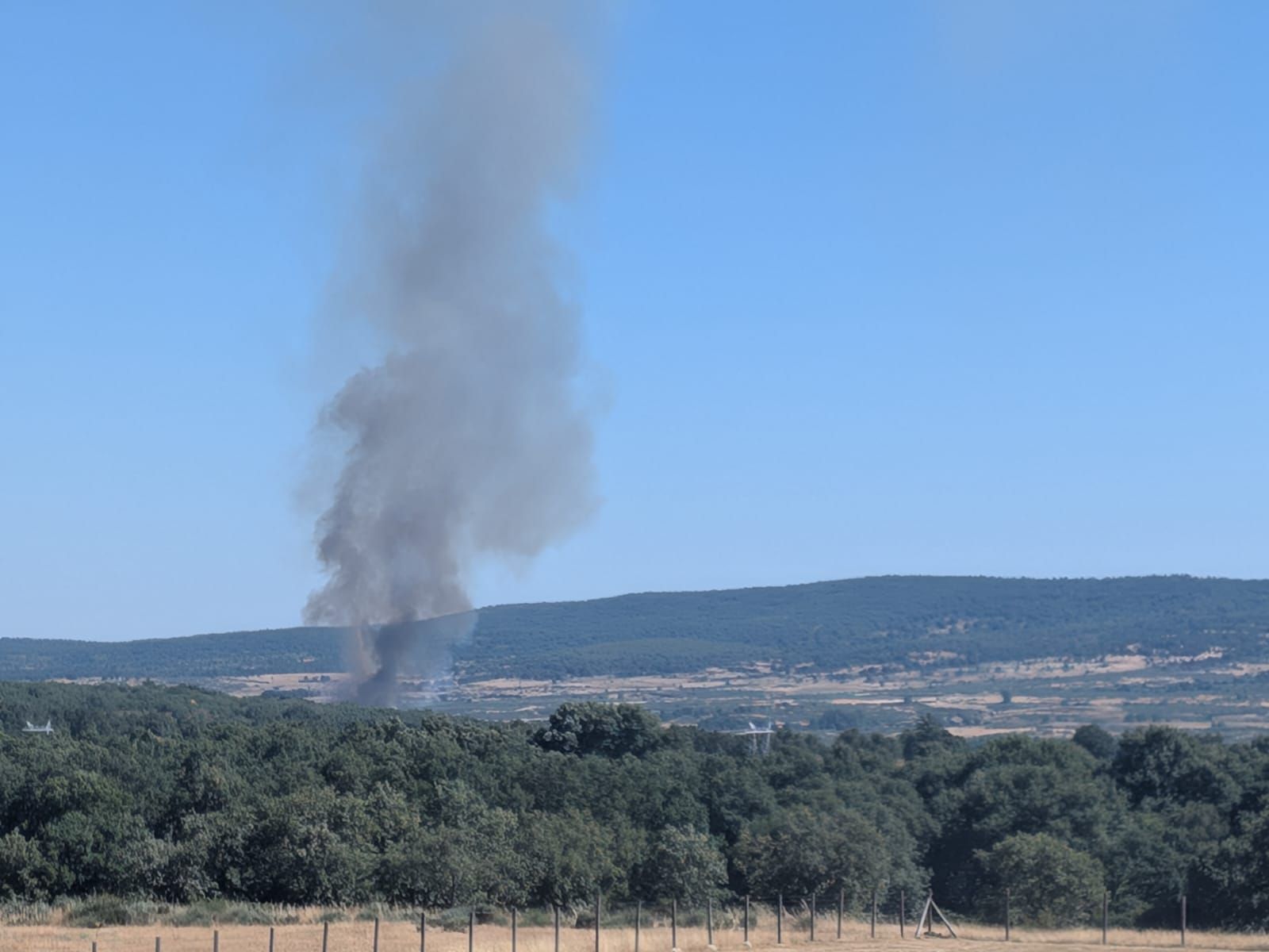 Así ha sido el incendio junto a Santa Colomba de Somoza