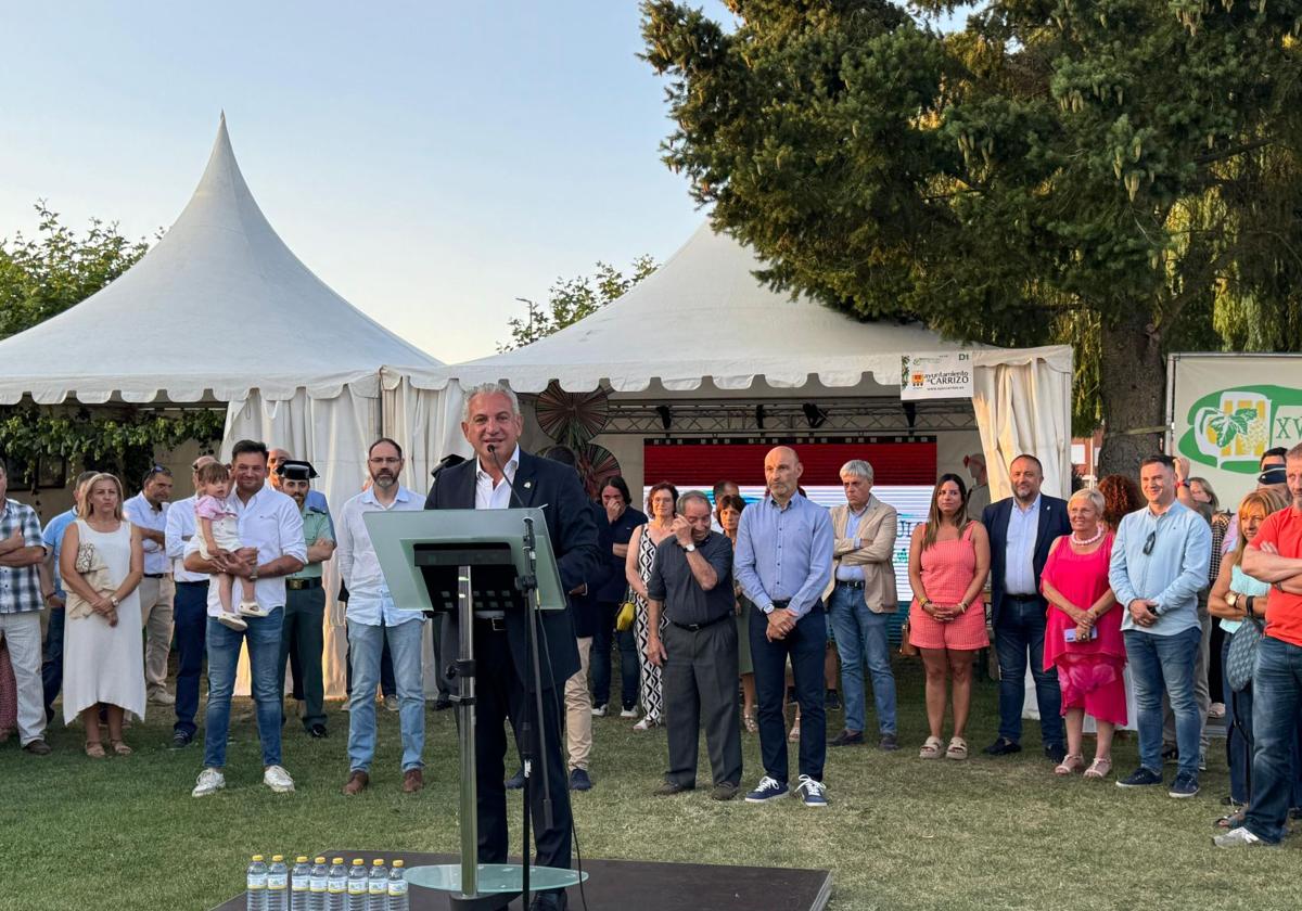 El delegado del Gobierno en Castilla y León, Nicanor Sen, ofrece el pregón inaugural de la XVIII Feria del Lúpulo y la Cerveza de Carrizo de la Ribera (León)