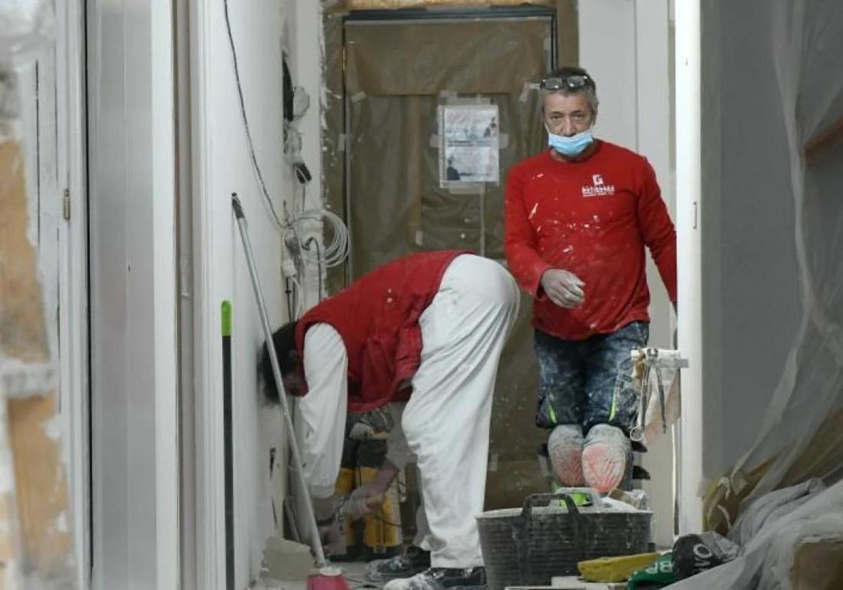 Los precios de la vivienda usada caen en dos de los grandes municipios de León