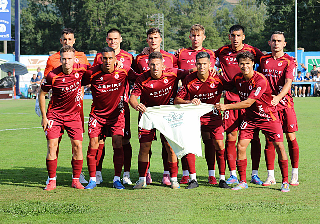 La Cultural estrenó su cuarta equipación ante el Real Oviedo
