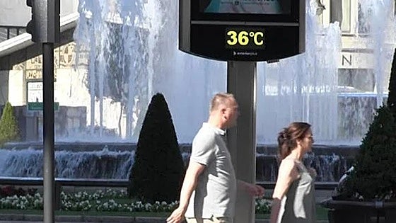 El calor no da tregua en León: máximas de 36 grados
