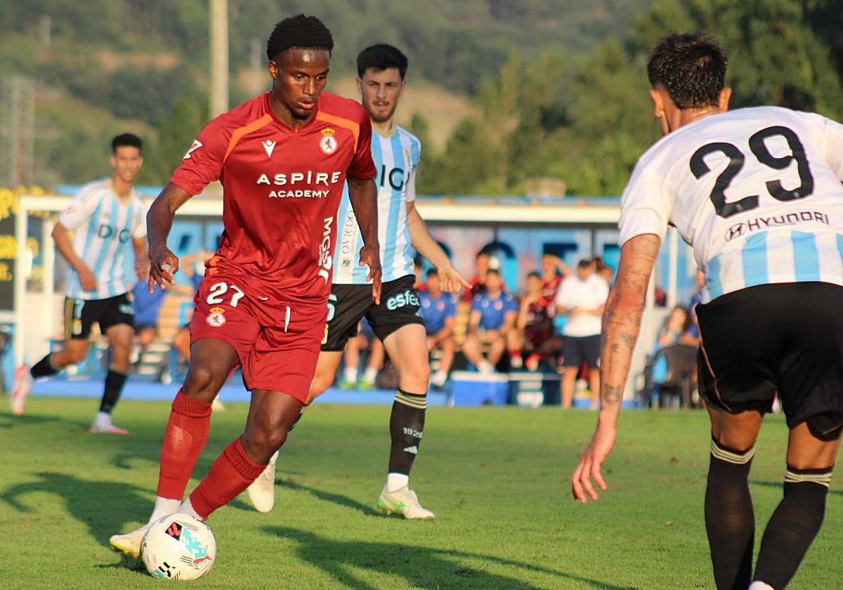 Selu Diallo, en su debut con la Cultural el mismo día de su llegada