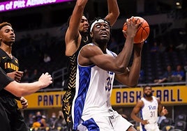 Max Amadasun en un partido.