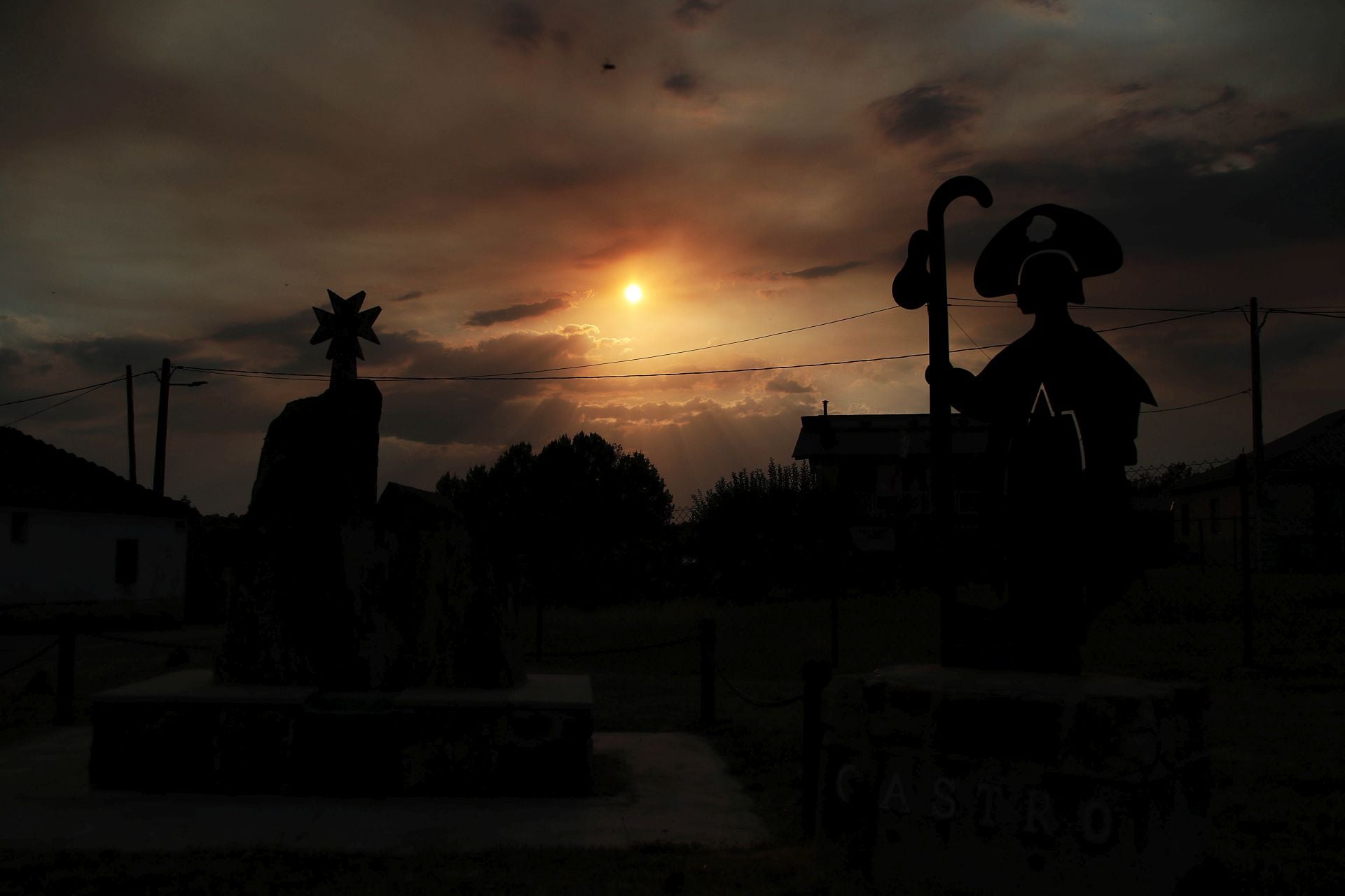 El humo de los incendios llega a León capital