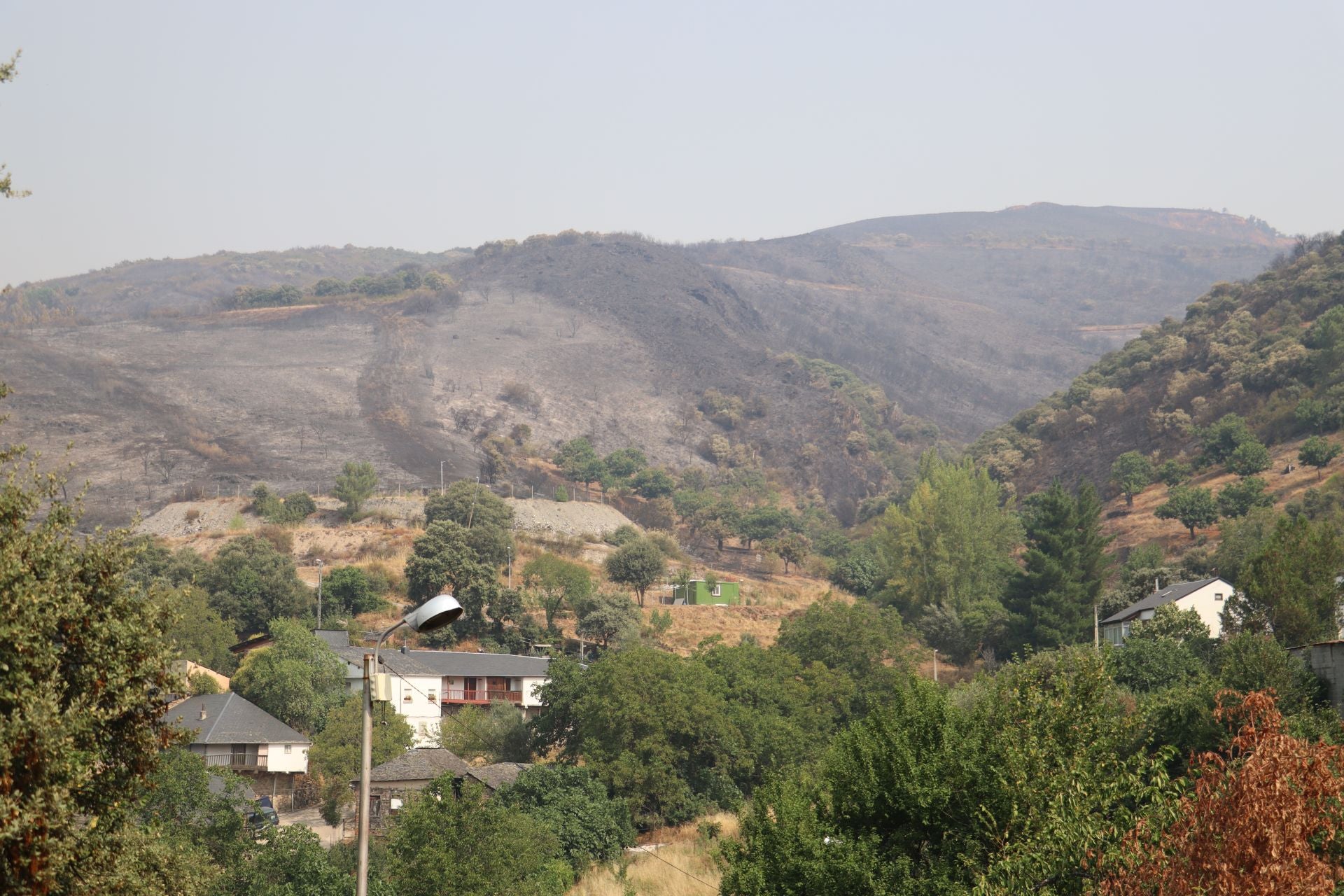 Imágenes del incendio de Yeres