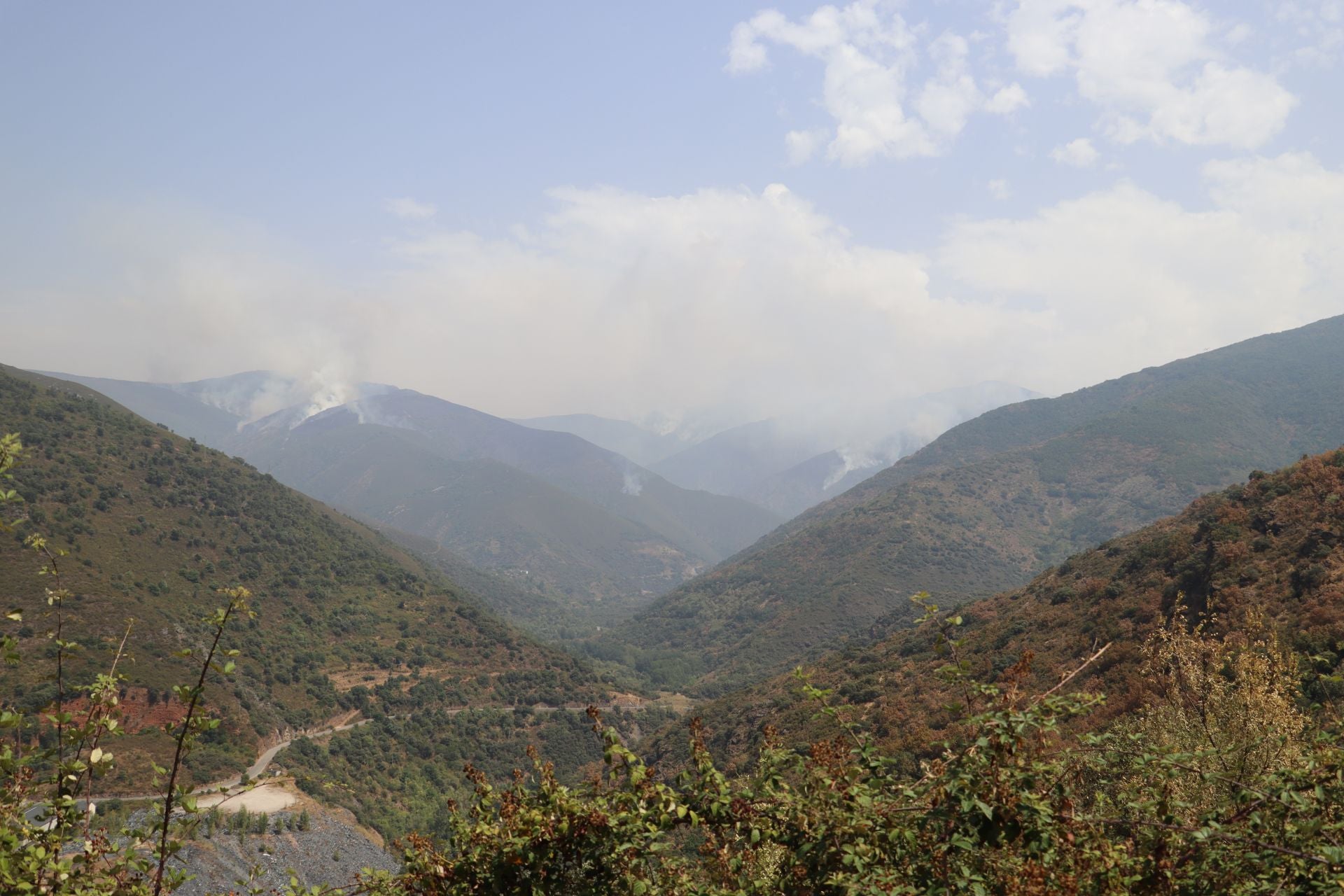 Imágenes del incendio de Yeres