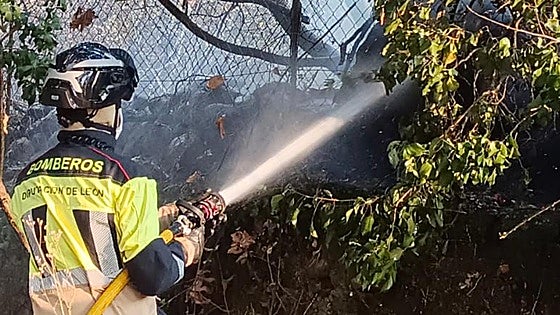 Estos son los incendios activos en la provincia de León