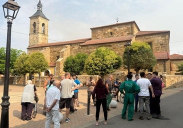 El incendio de Anllares del Sil sube a nivel 1 de peligrosidad y desalojan Peñalba de Santiago