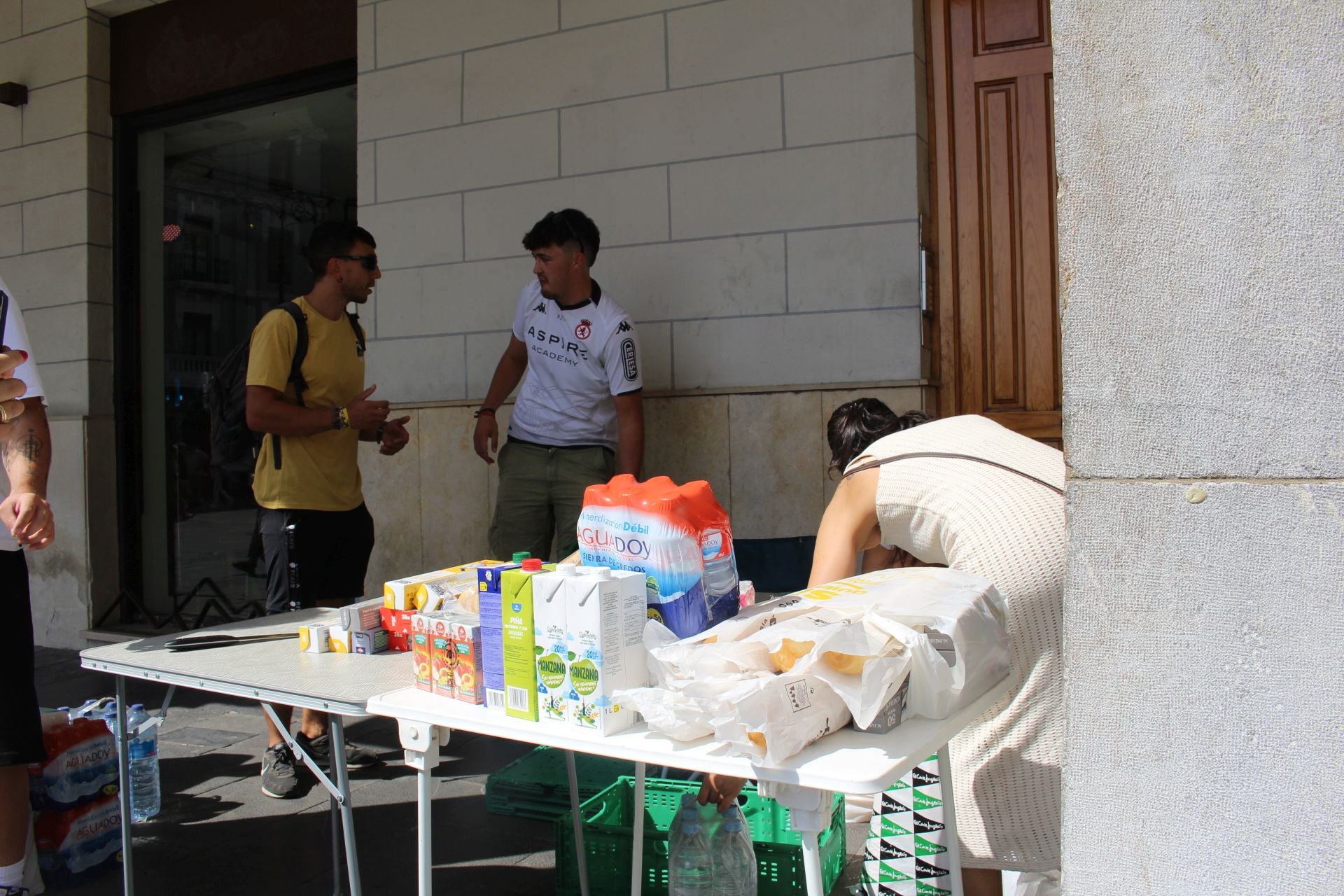 Recogida de alimentos para los afectados por los incendios de León