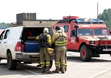Preocupan las previsiones en el incendio de Castrocalbón: «Puede que la tarde se complique»