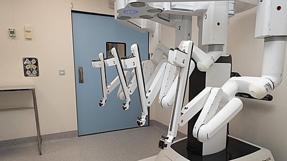 Más de 2.000 pacientes intervenidos por medio de cirugía robótica