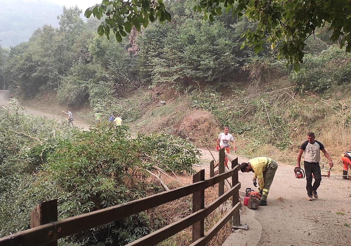 Los vecinos de la zona de Valdeón, contra los incendios