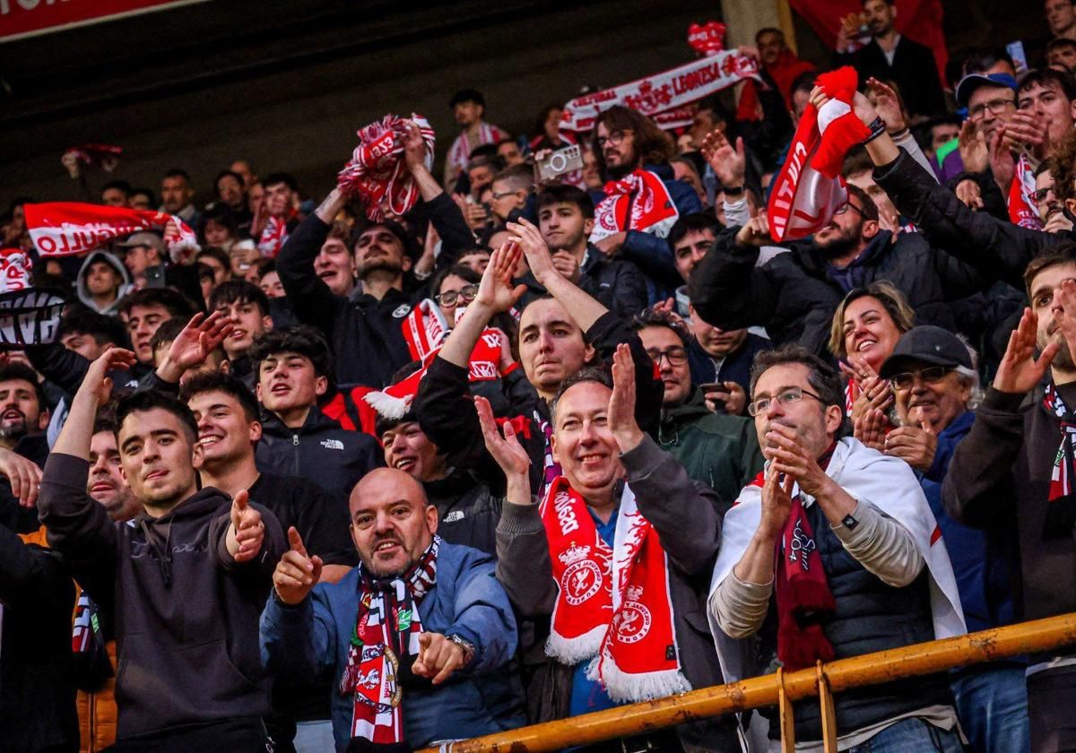 Imagen de la afición de la Cultural