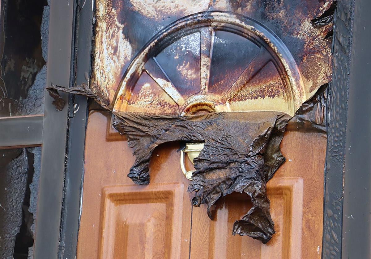 Castrocalbón intenta levantarse tras un desolador incendio