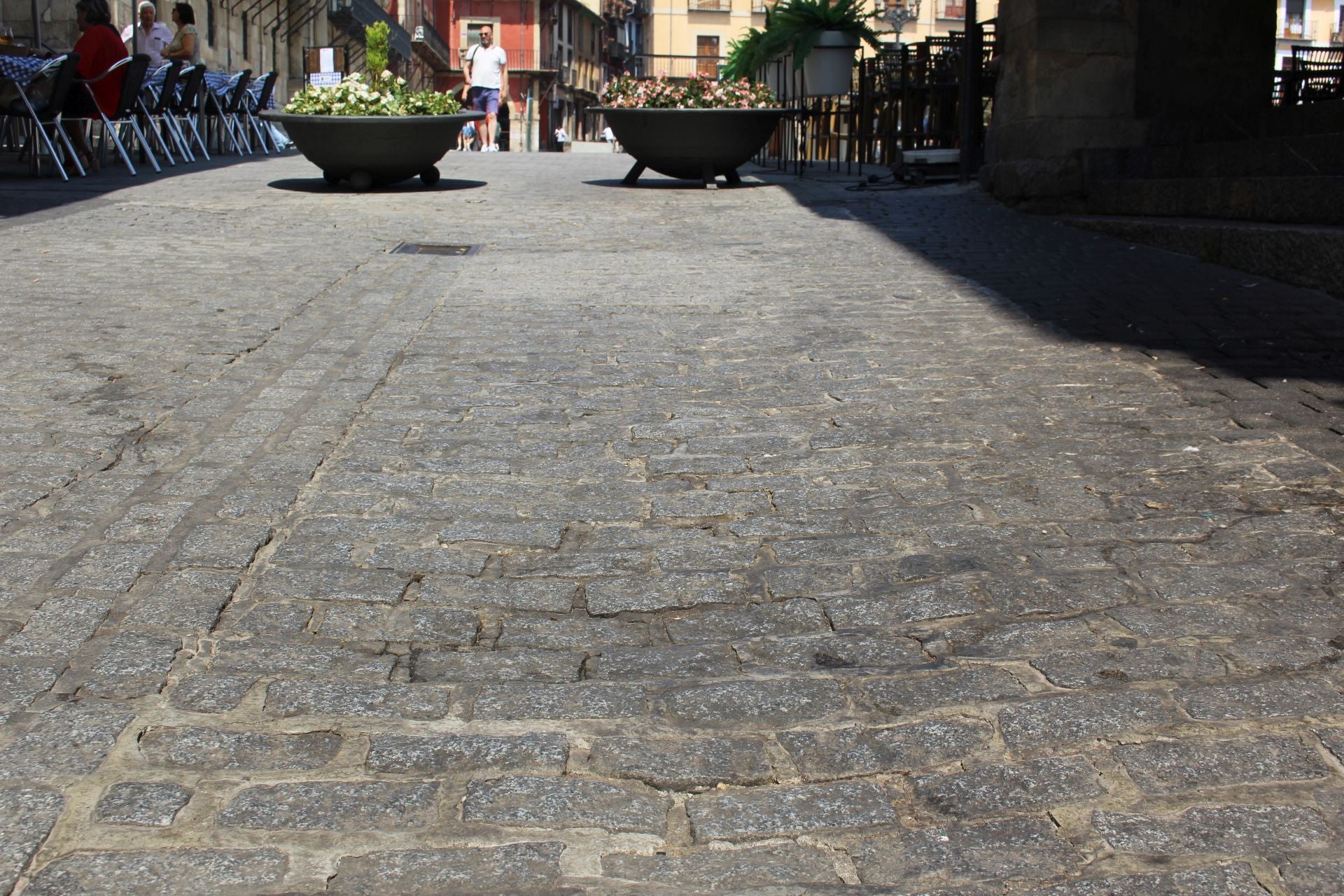 La Plaza Mayor de León luce reformada al completo