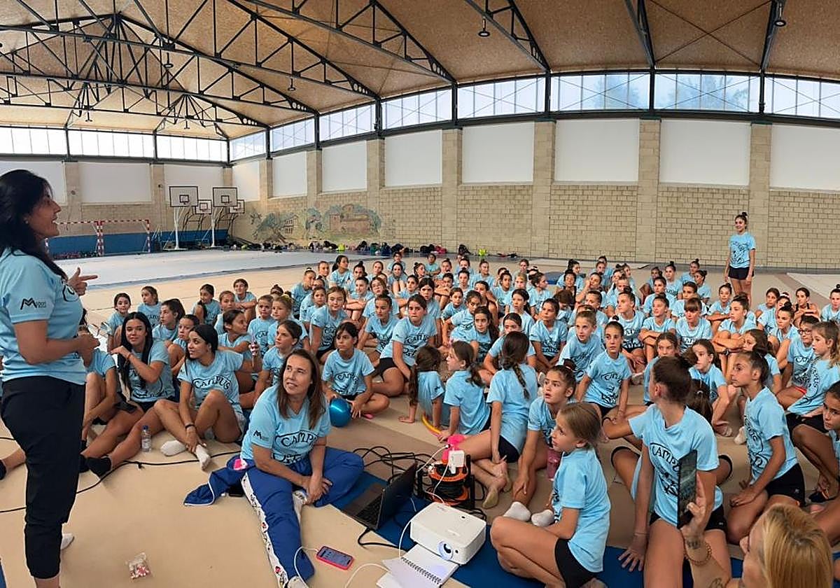 El Campus Ritmo vibra con el bronce mundial de las 'Andreas'