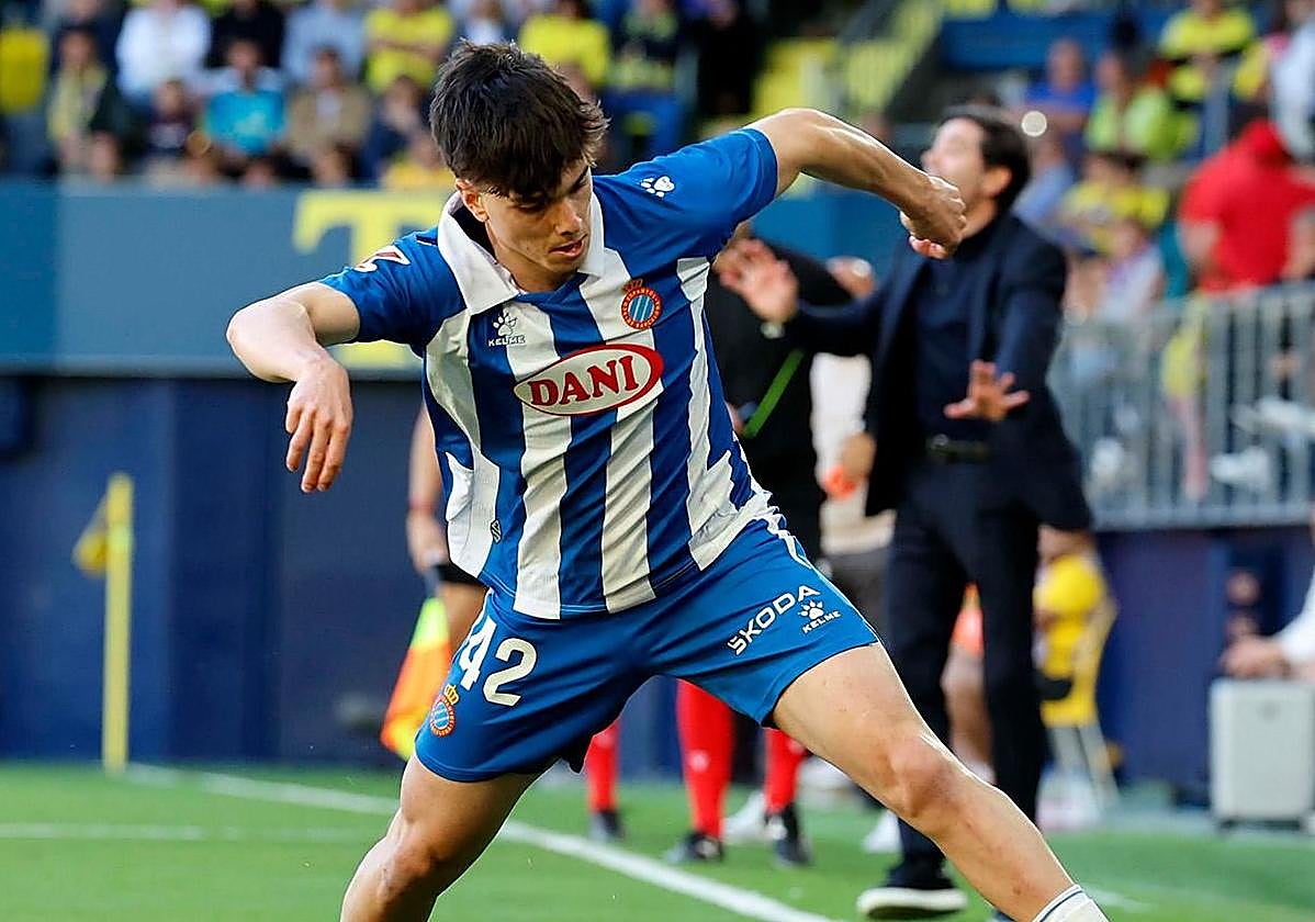 Imagen del debut de Hinojo en Primera División