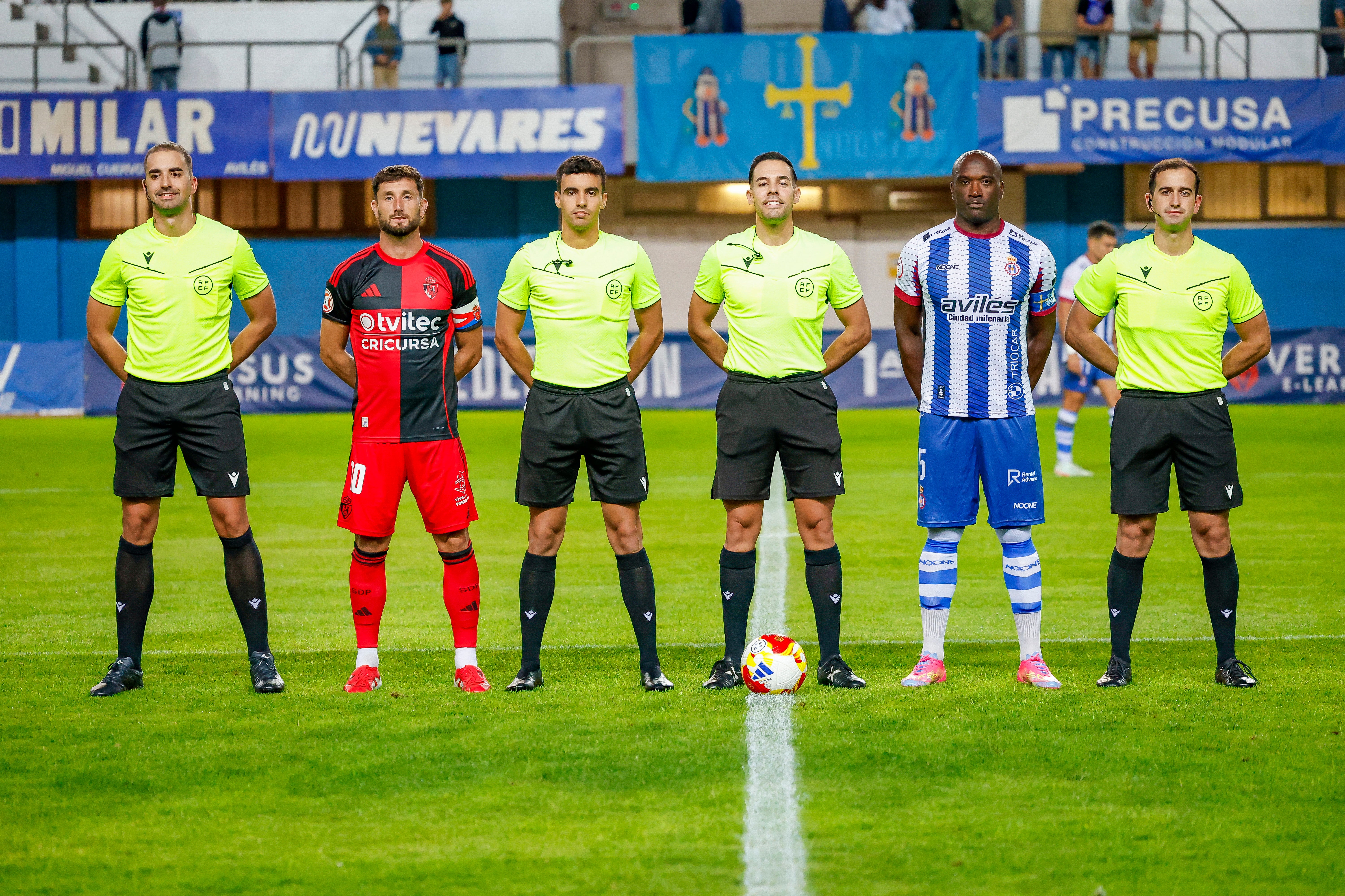 Las mejores imágenes del Real Avilés Indutrial - SD Ponferradina