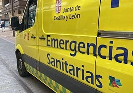 Un camión vuelca de madrugada en la AP-66 y un hombre resulta herido