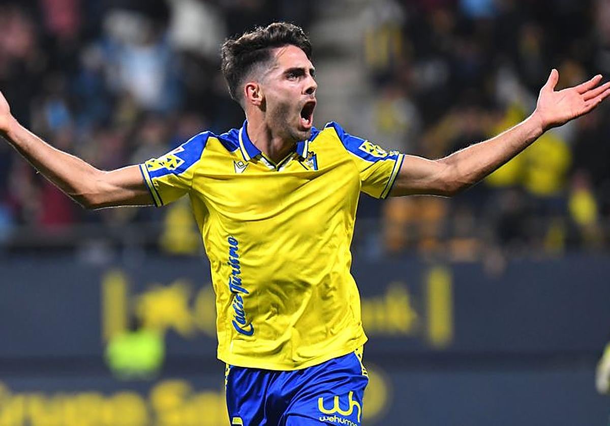 Rubén Sobrino ha sido el último fichaje de la Cultural.