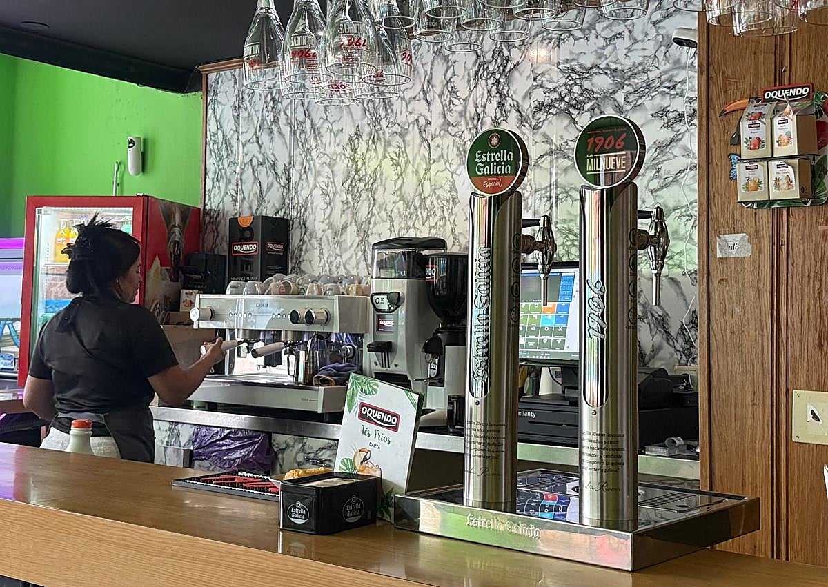 Imagen secundaria 1 - Imágenes del Café Bar Río.