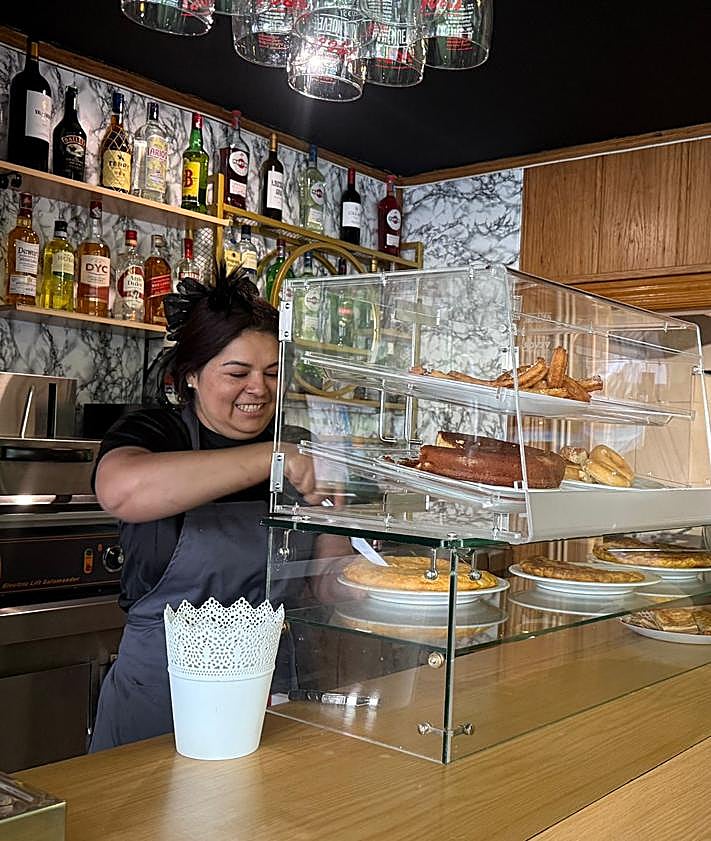 Imagen secundaria 2 - Imágenes del Café Bar Río.