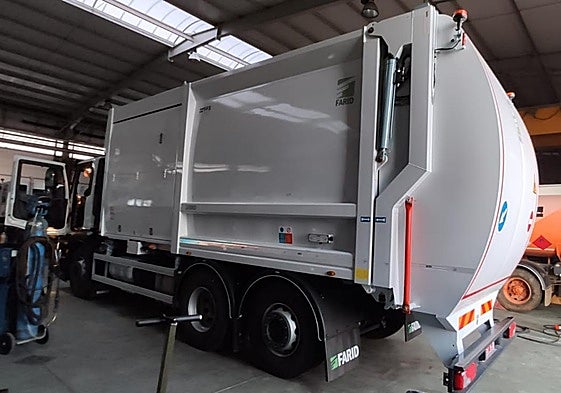 Camión de la basura del municipio.