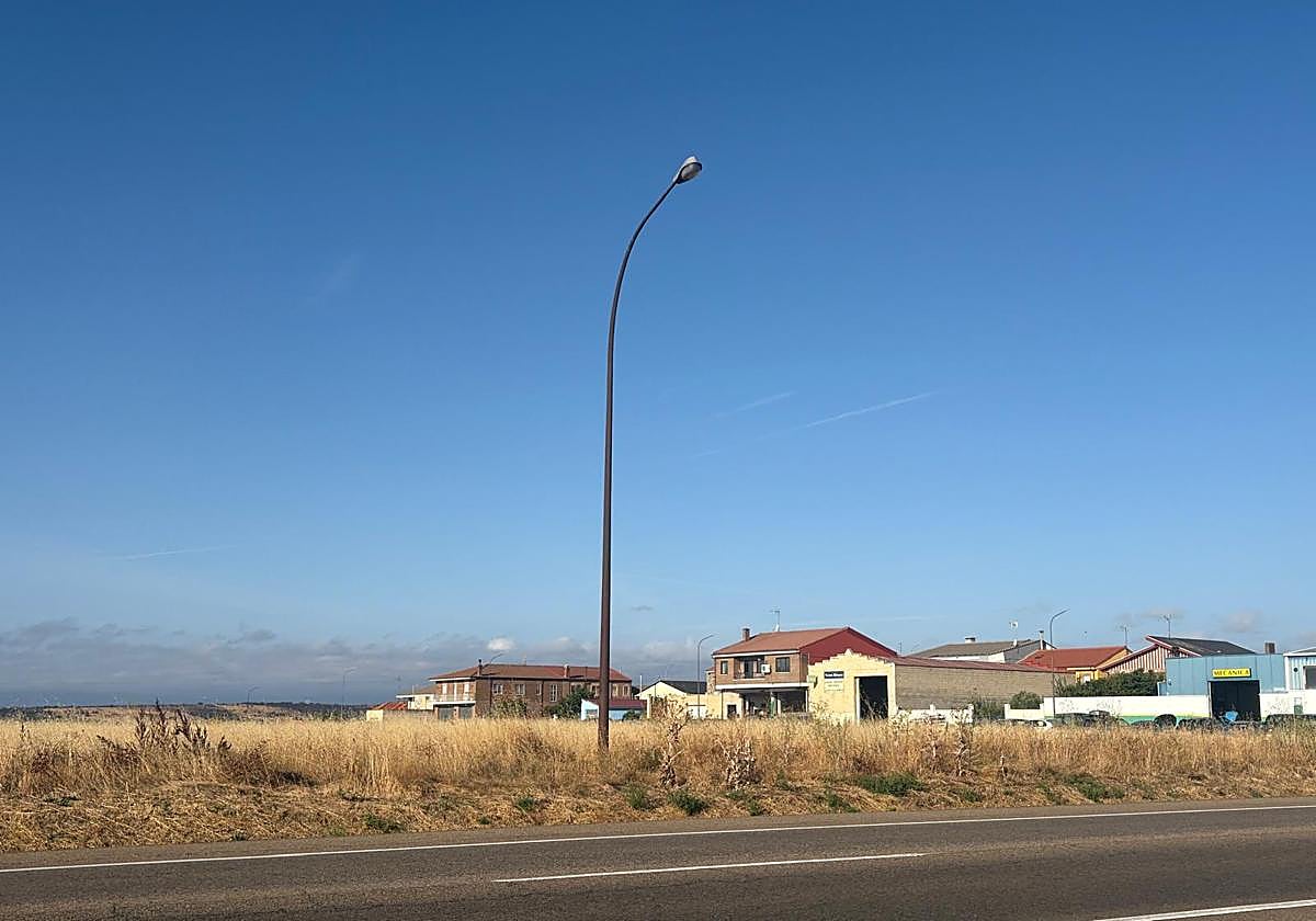 Astorga abre una treintena de sanciones por incumplimiento de la ordenanza de limpieza de solares y terrenos