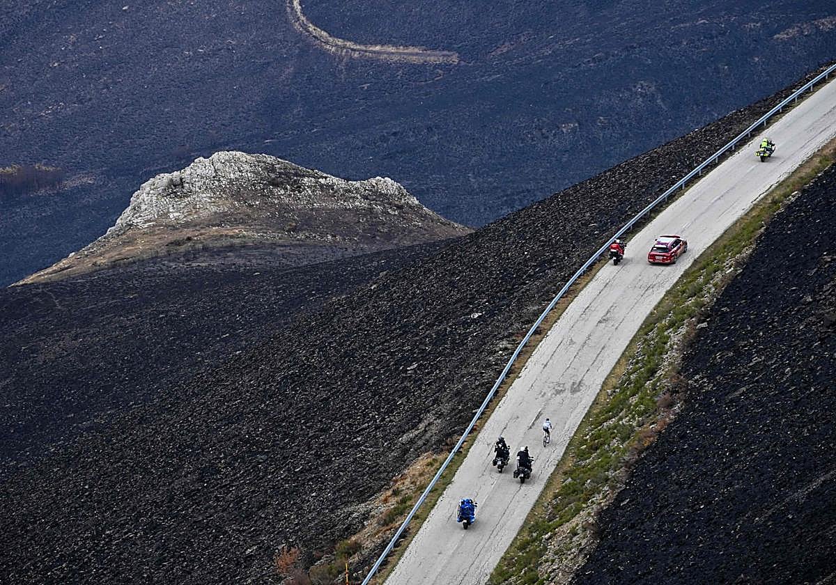 El Morredero y un paisaje calcinado en La Vuelta a España