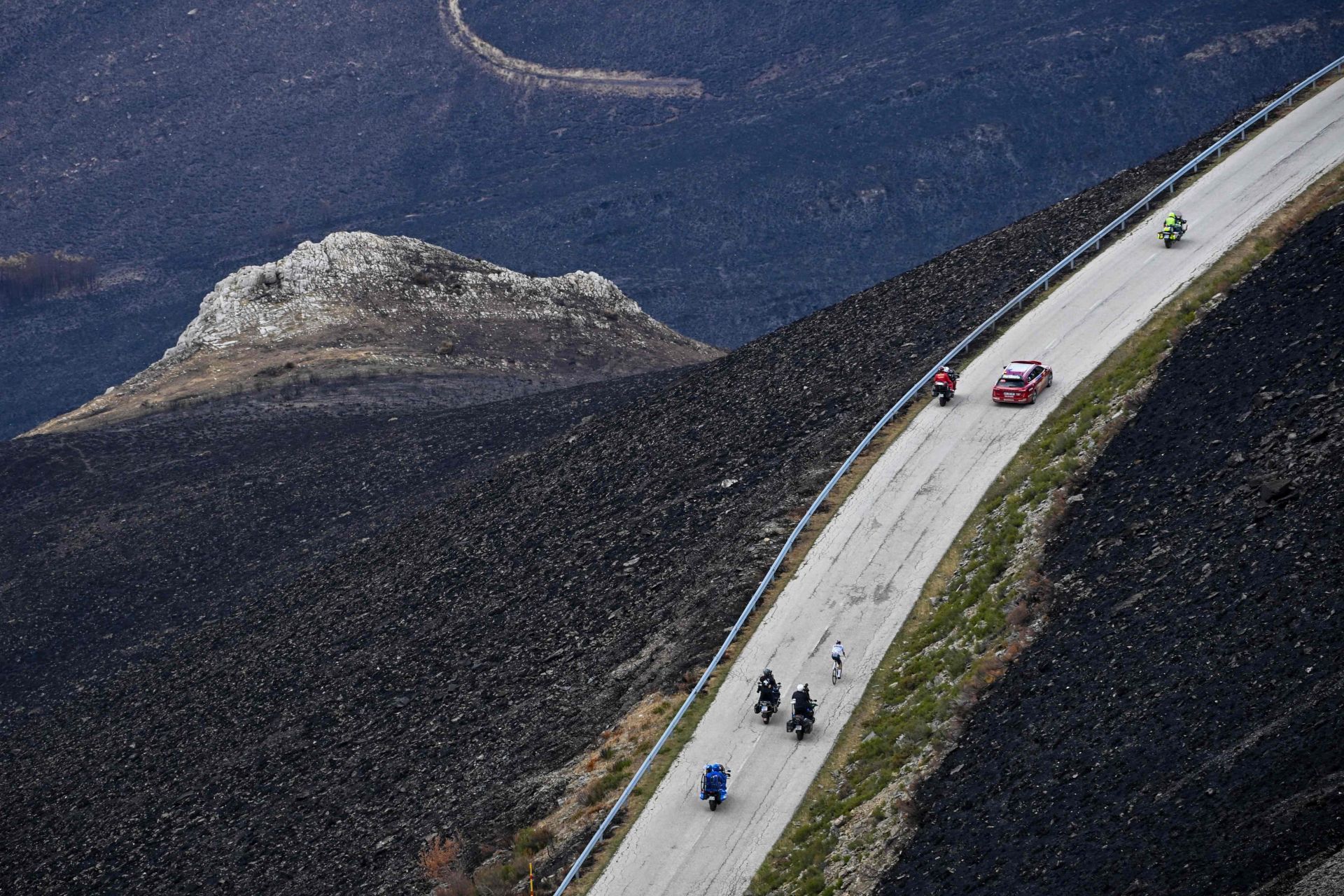 El Morredero y un paisaje calcinado en La Vuelta a España
