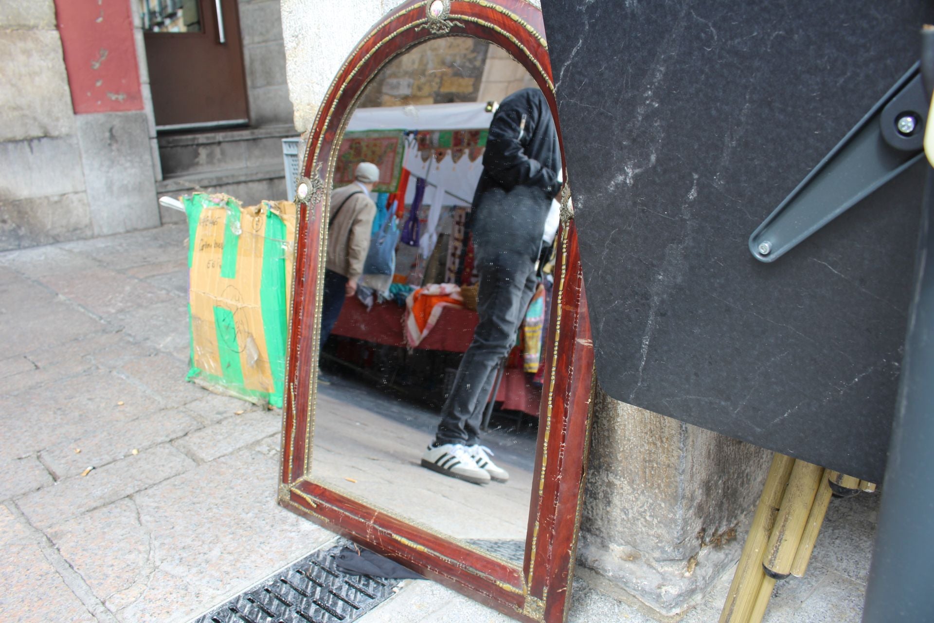 El retorno del mercado tradicional a la plaza Mayor de León