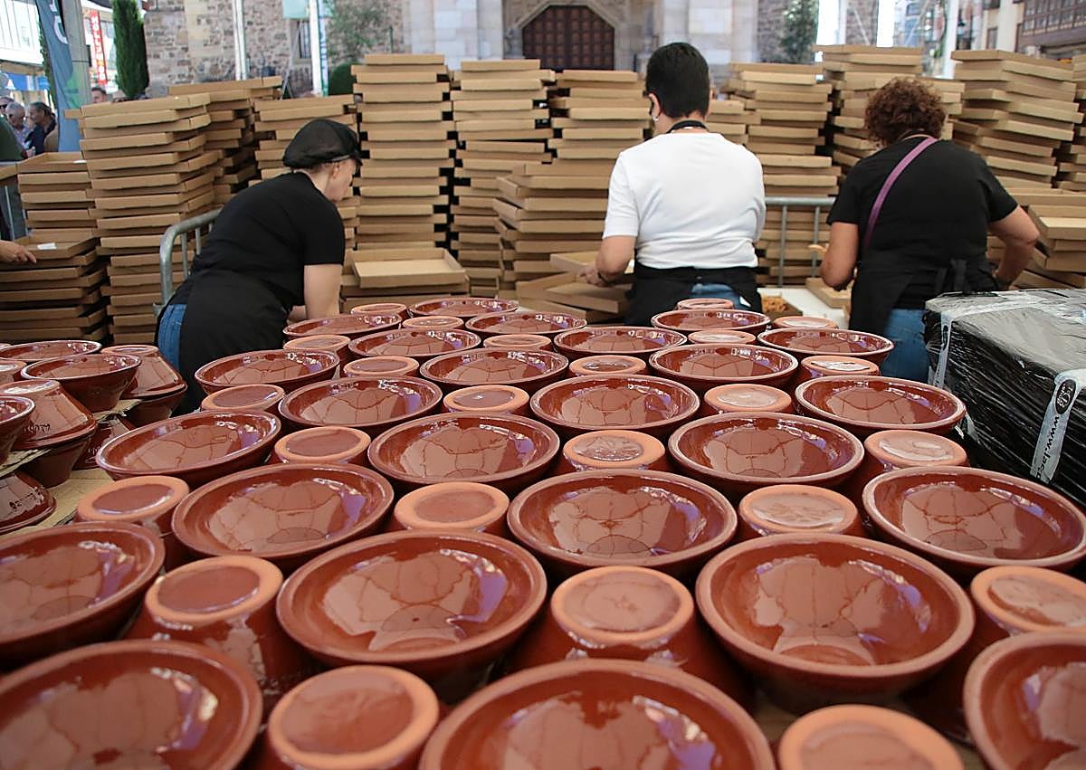 Imagen secundaria 1 - XXII Feria Agroalimentaria y Alubiada de La Bañeza