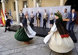 Representantes de todas las casas de León en el Palacio de los Guzmanes.
