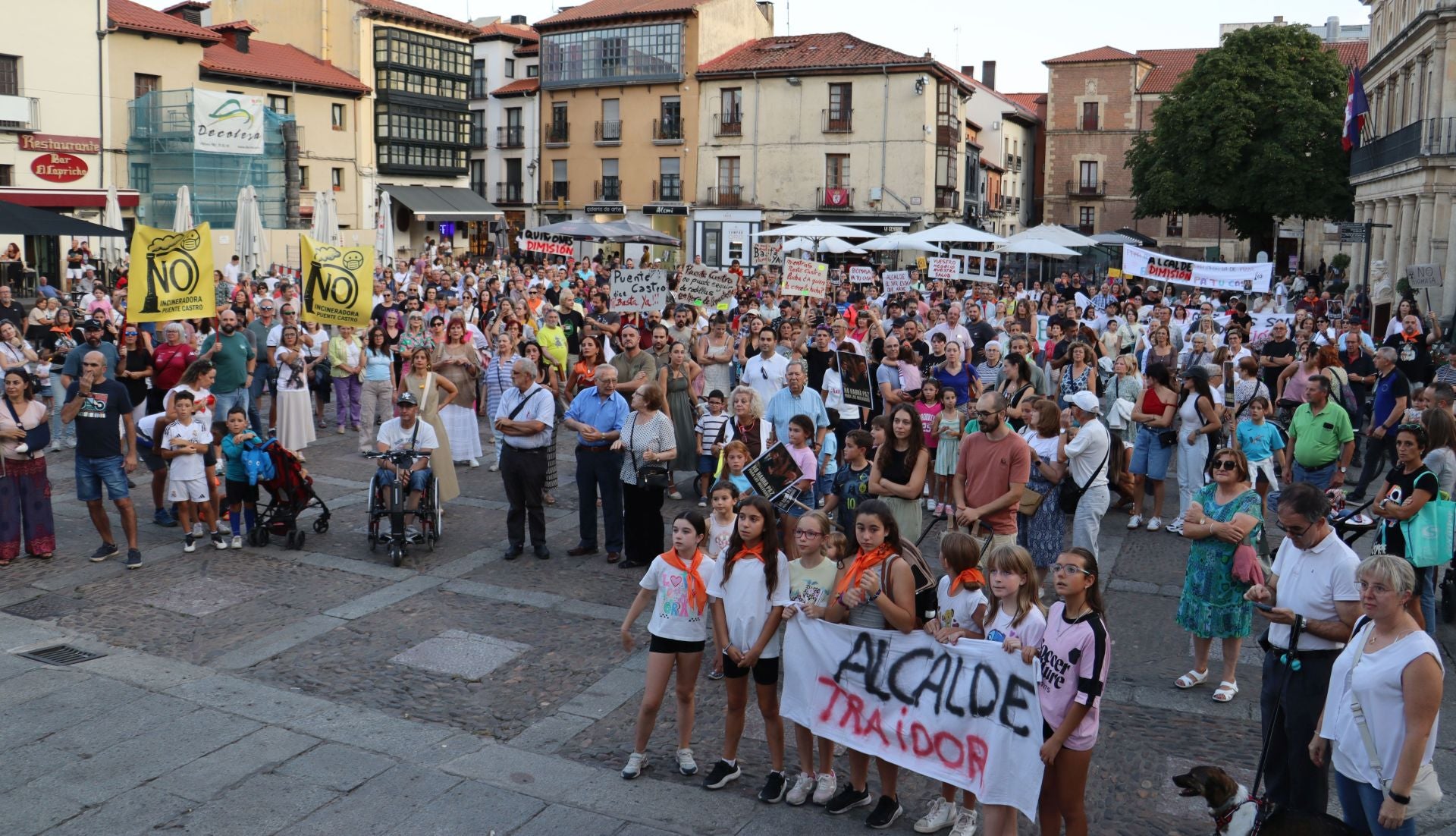 Protesta contra la macroplanta de biomasa proyectada en Puente Castro