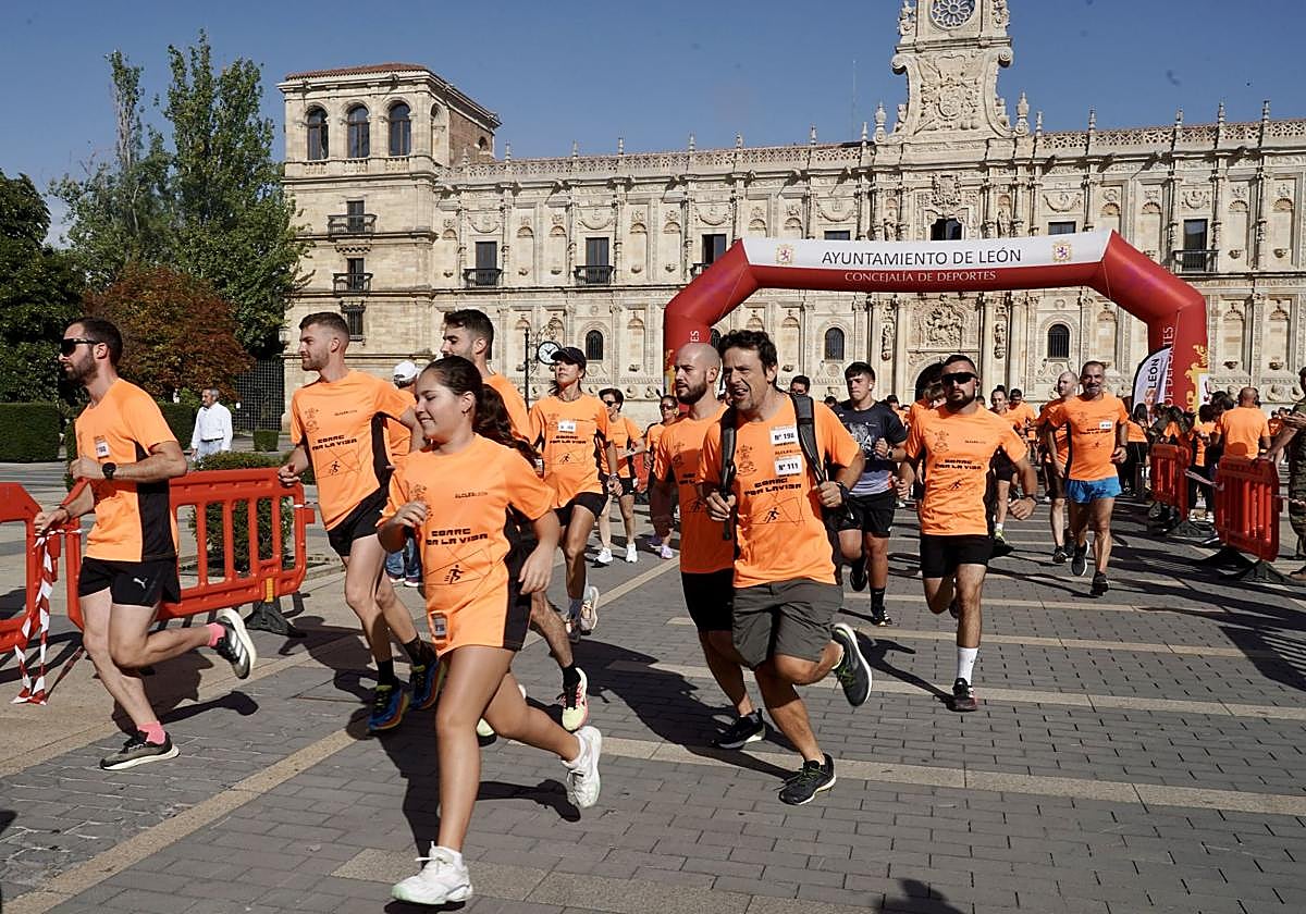 Las imágenes de la Carrera por la Vida en León