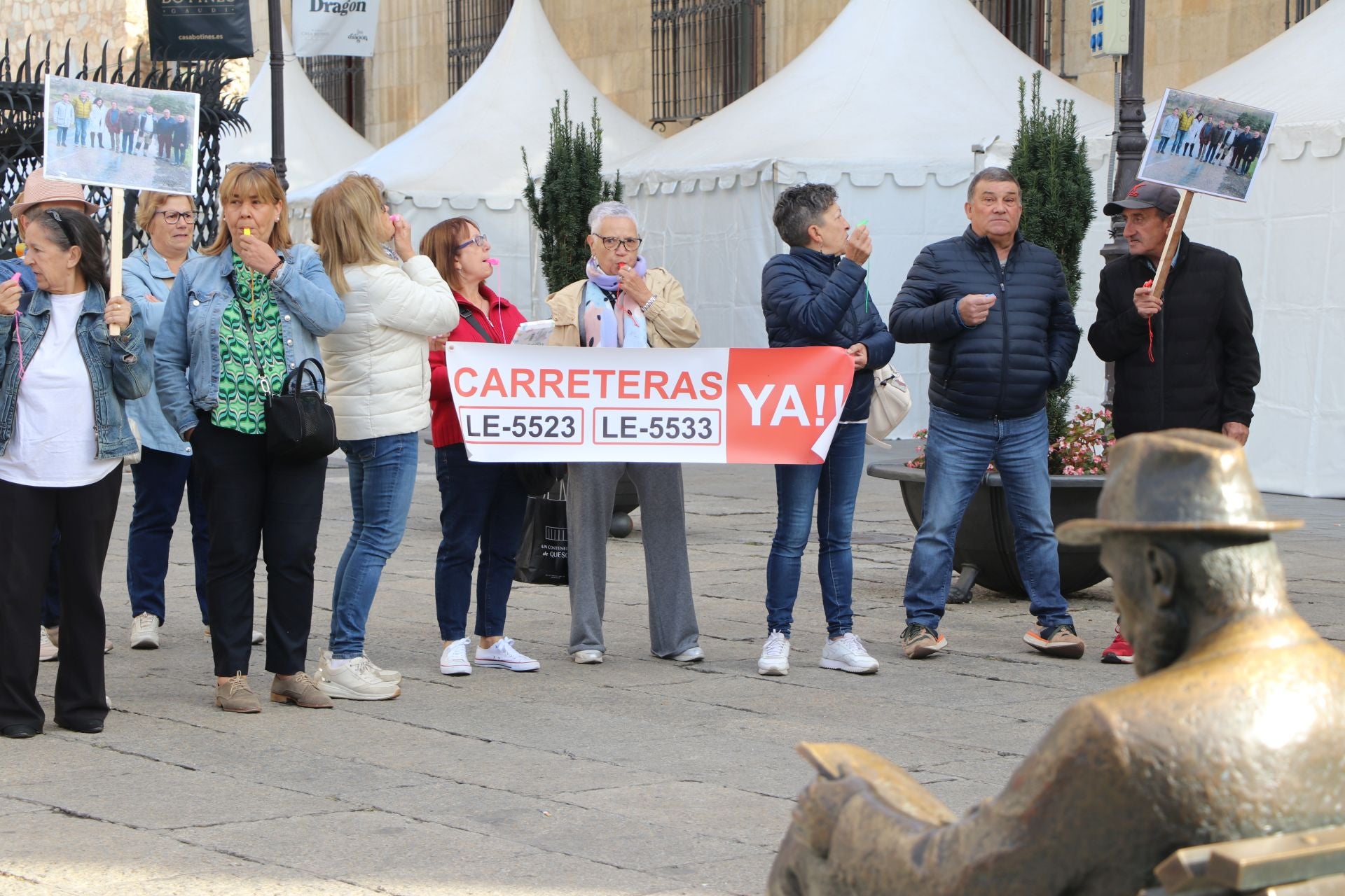 Las imágenes de la protesta de los vecinos de Antimio