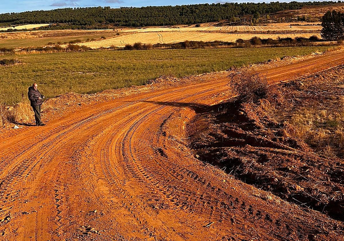 Uno de los caminos incluidos en esta actuación.