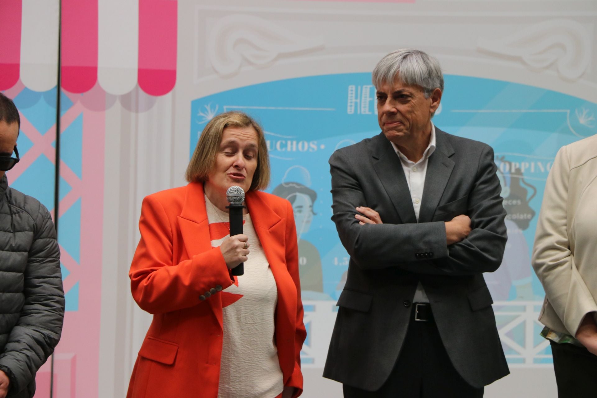 Así se adiestran y trabajan los perros guía