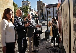 El subsecretario general de Impulso e Innovación de Servicios Digitales de Justicia, Javier Hernández, la vicerrectora de Inclusión, Igualdad y Proyección Social, Raquel Domínguez y el alcalde de León, José Antonio Diez, participan en la inauguración de la exposición 'Arte y justicia en la era de los datos' en el marco del Congreso DATA fórum Justicia 2025