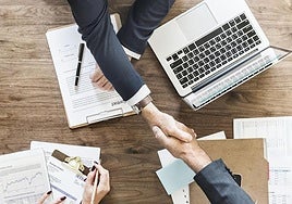 Castilla y León pierde once empresas por los cambios de domicilio en los primeros ocho meses del año