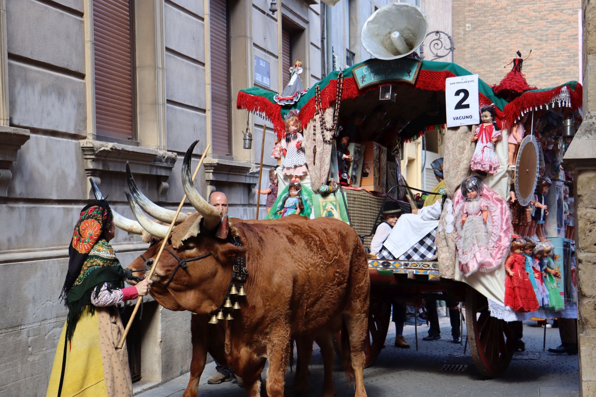 Las mejores imágenes del desfile de carros engalanados