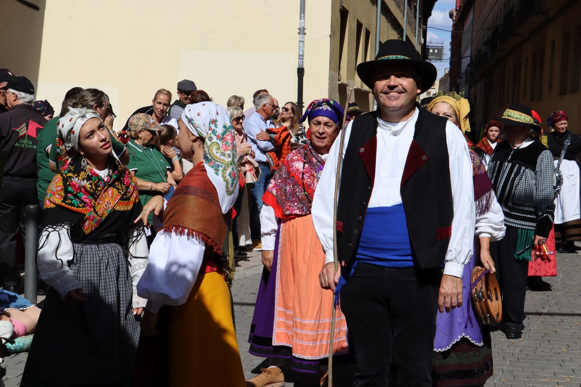Las mejores imágenes del desfile de carros engalanados