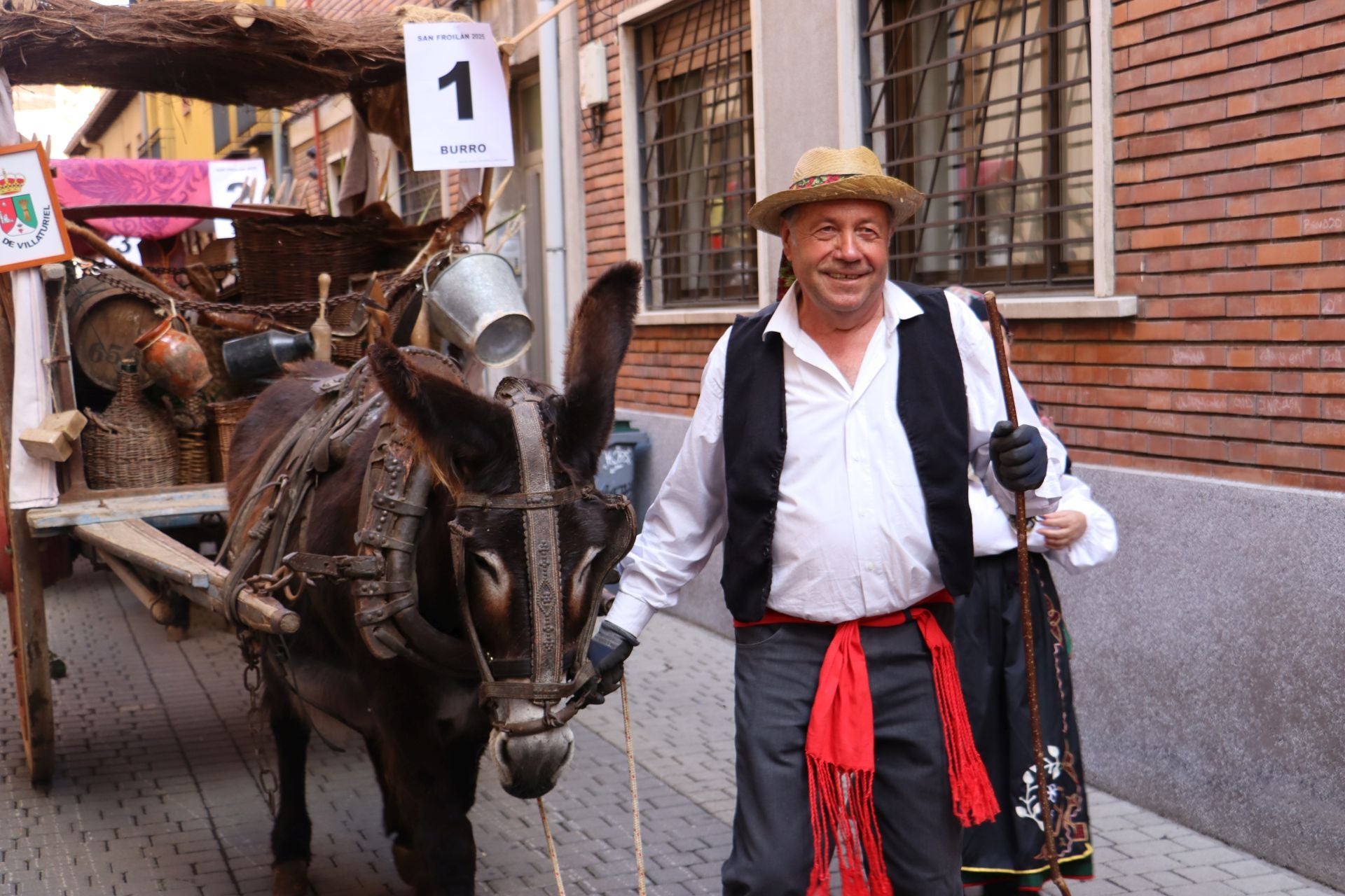 Las mejores imágenes del desfile de carros engalanados