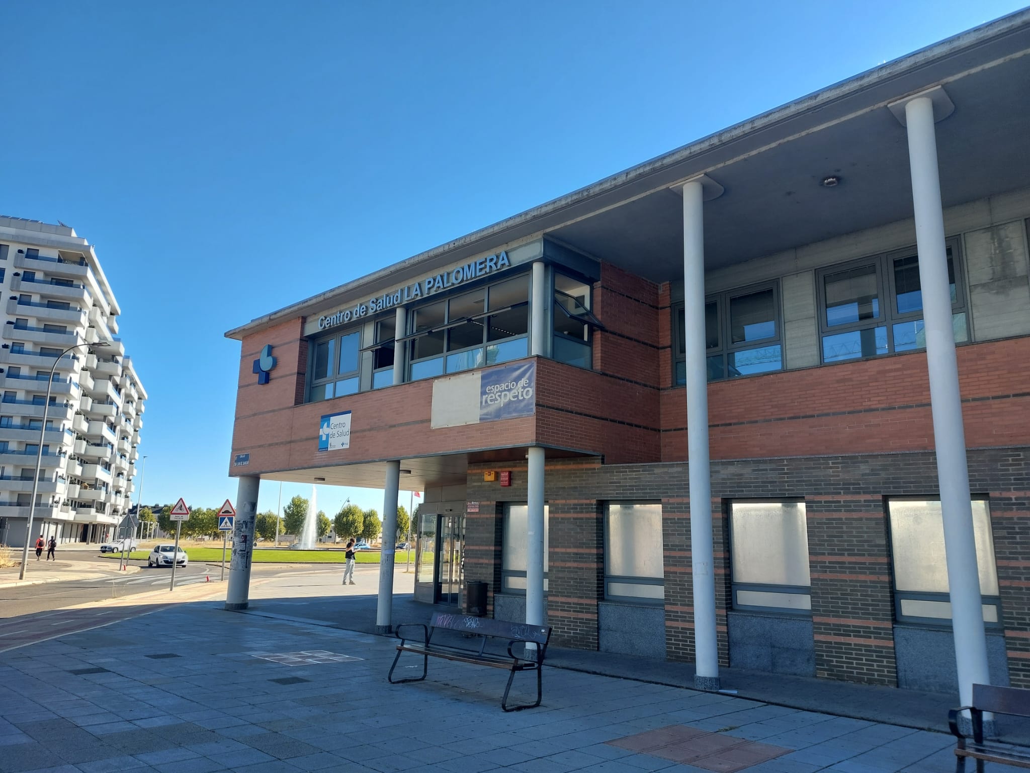 Cierra parcialmente el centro de salud de La Palomera