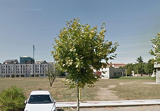 Terreno donde se levantará la nueva Facultad de Medicina de la ULE.