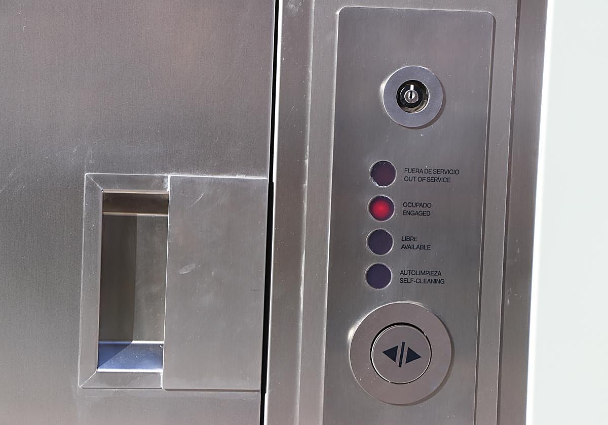 Lasi mágenes de los baños públicos de León