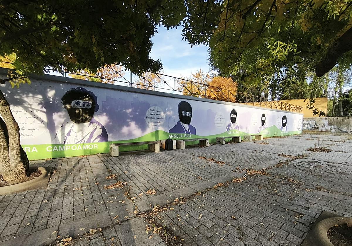 El mural feminista de León, vandalizado de nuevo