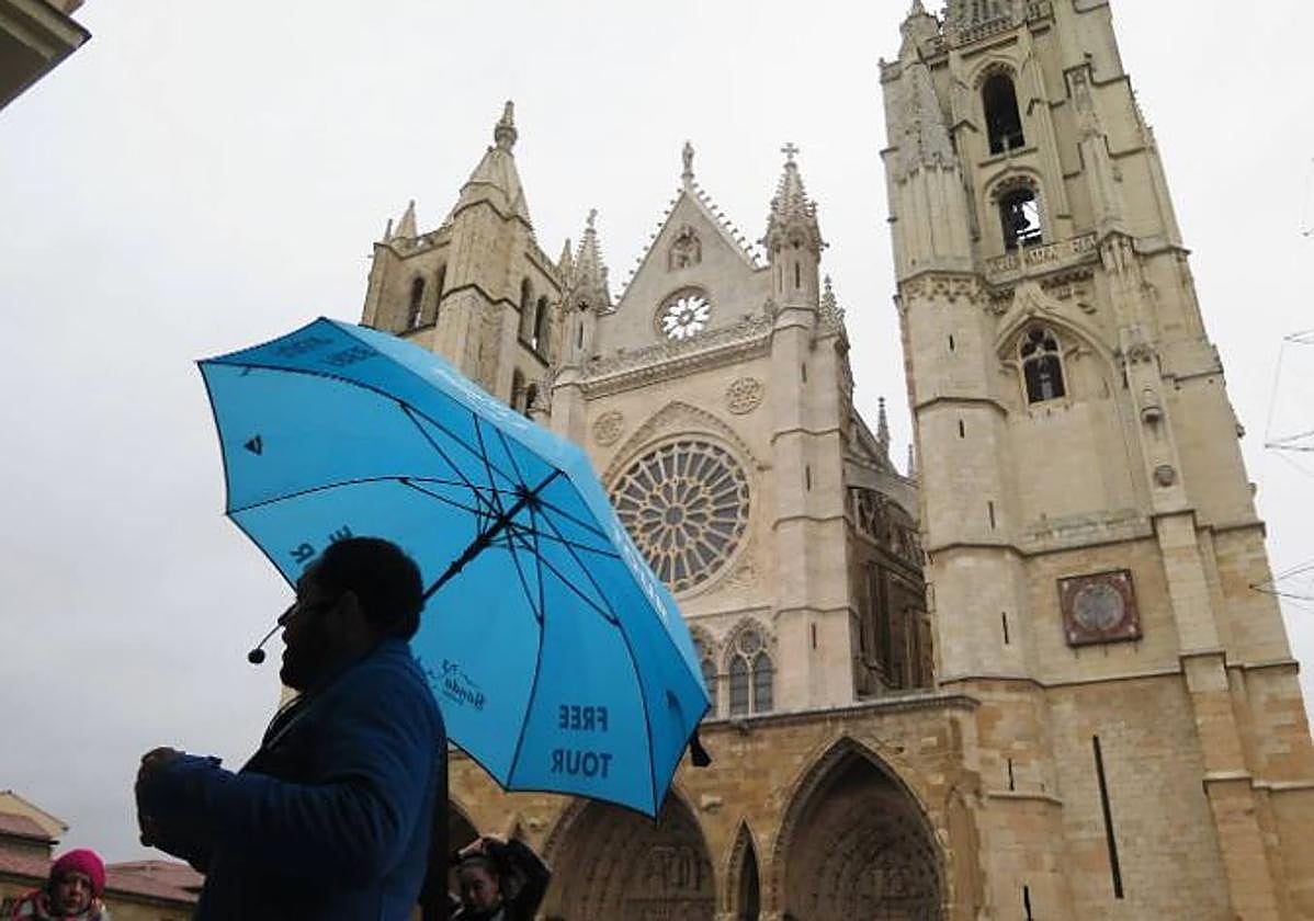 Un free tour en la plaza de Regla.
